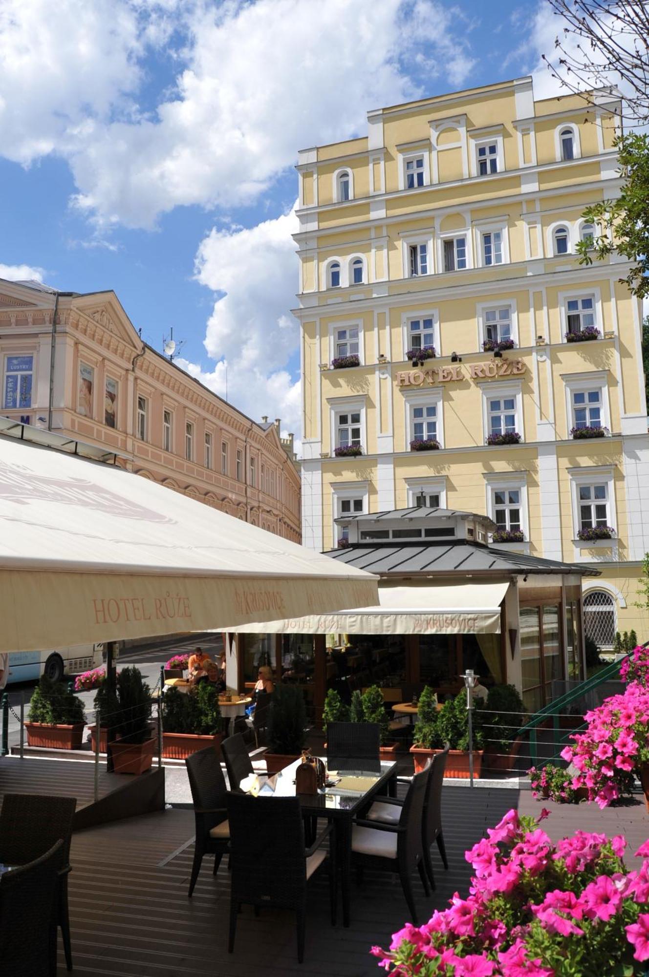 Hotel Ruze Karlovy Vary Dış mekan fotoğraf